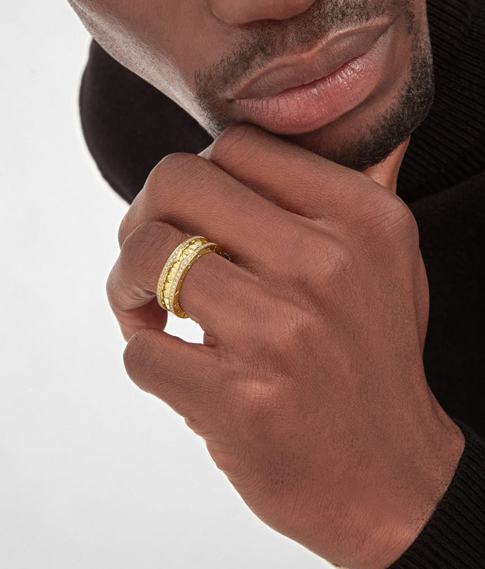 Bob Rollers Gear Ring , Moissanite Pavé Stud 1-Band | Yellow, Rose & White Gold — real photo 5