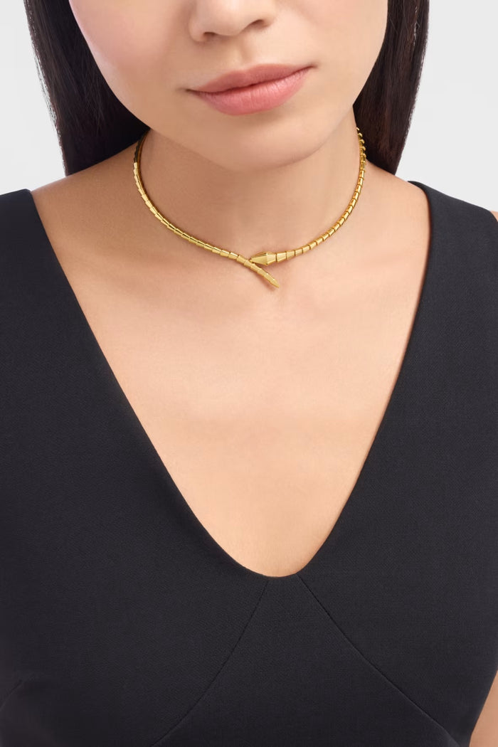 Bob Snake Giorno Necklace – Plain Finish | Yellow, Rose & White Gold — real photo 4